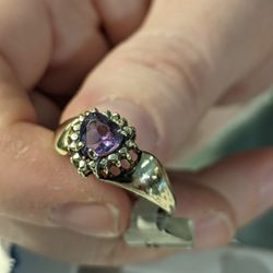 SOLID GOLD AMETHYST RING SZ 8