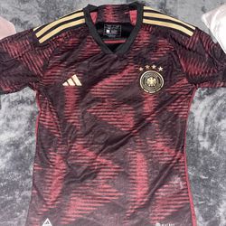 Germany 22/23 Away Kit (Authentic Player Version)