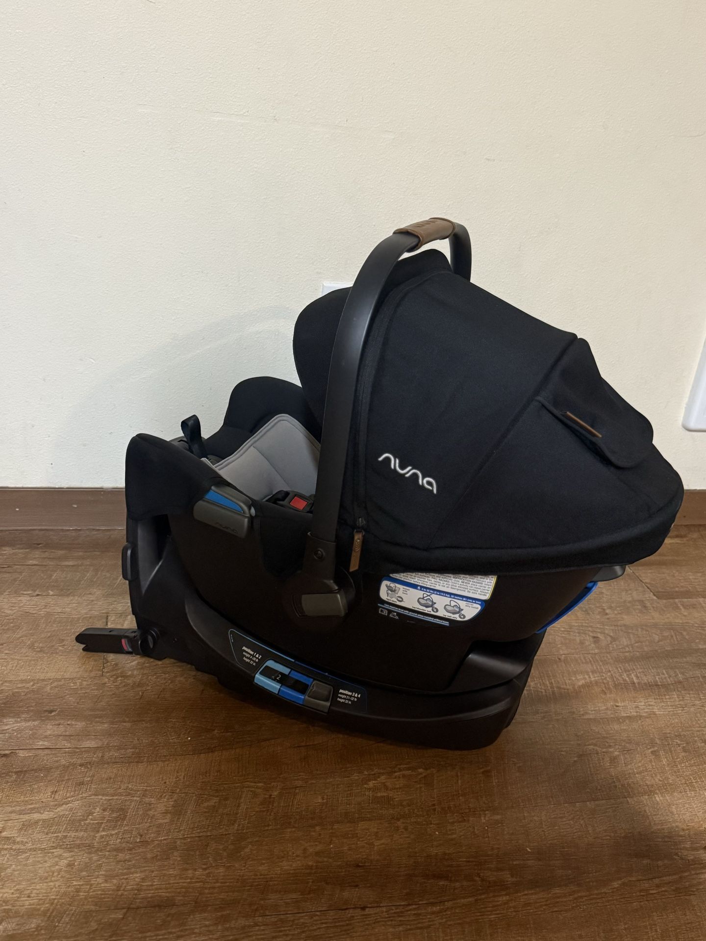 2024 Carseat NUNA PIPA RX