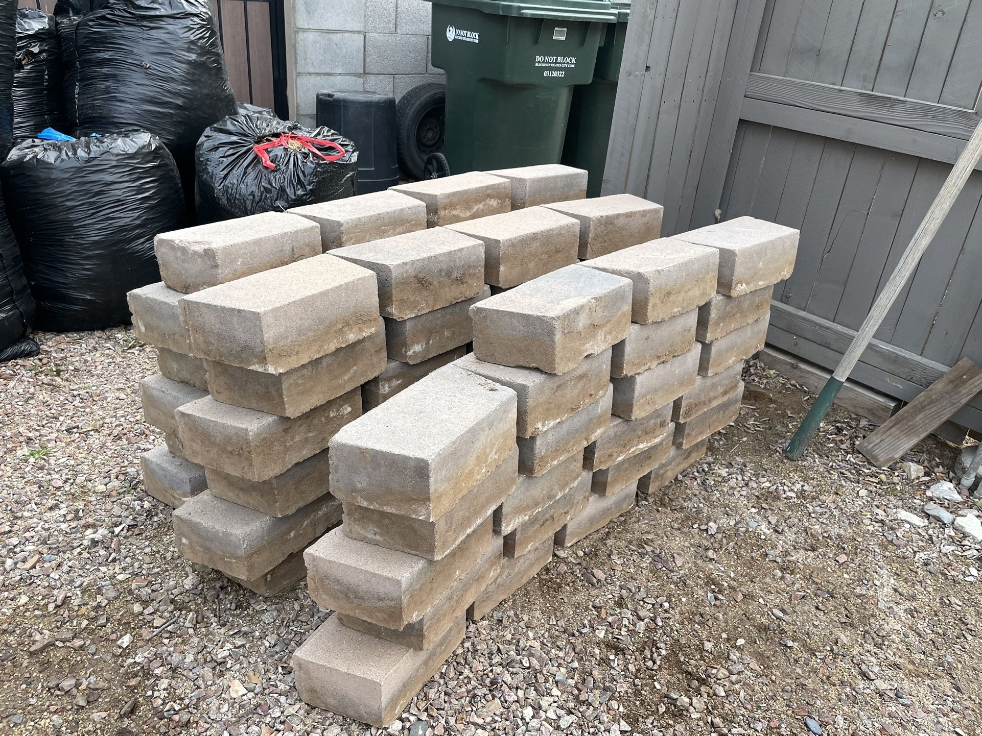 Concrete Landscaping Blocks for Sale in Phoenix, AZ OfferUp