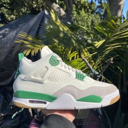 Jordan 4 SB