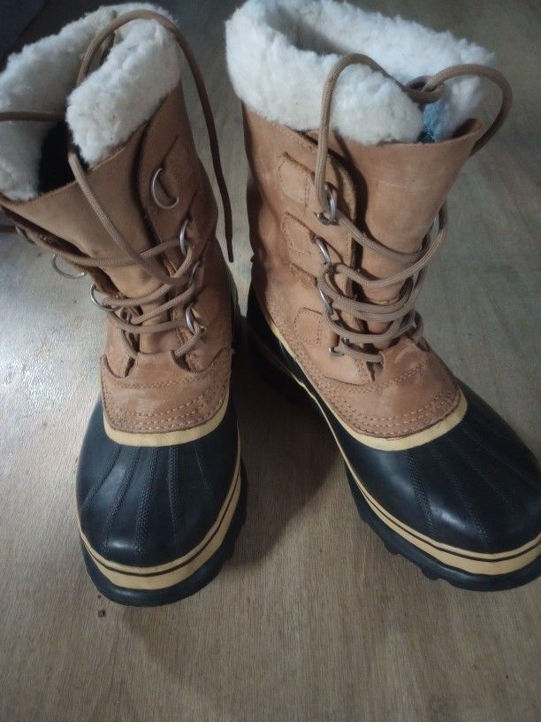 Sorel Boots Like New Condition Size10
