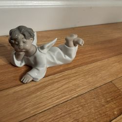 Lladro Angel Laying Down #4541