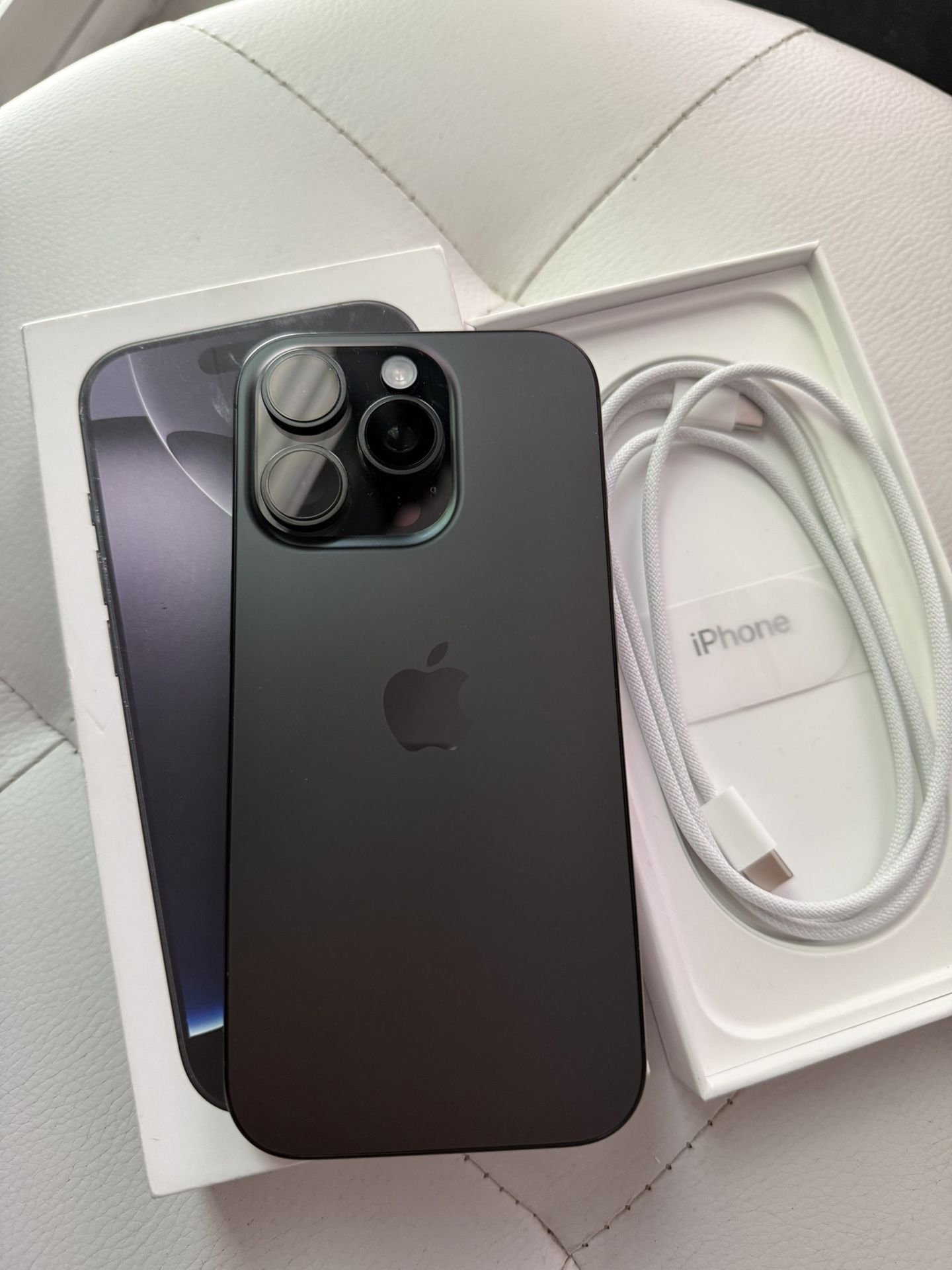 iPhone 16 Pro