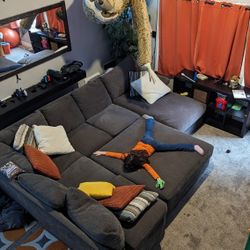 Huge Sectional W/ Ottoman