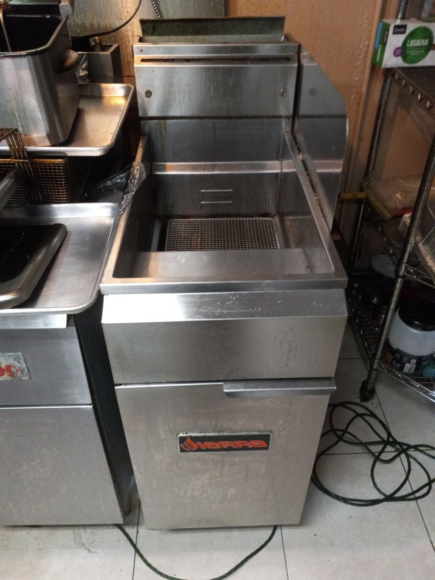 Sierra COMMERCIAL GAS DEEP FRYER