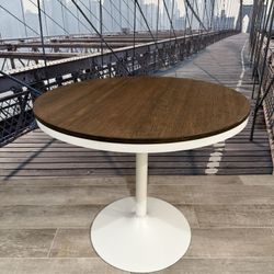 breakfast table