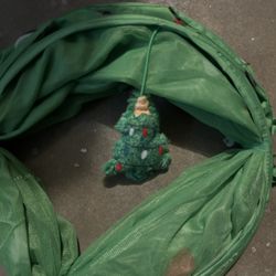 Christmas Cat Tunnel