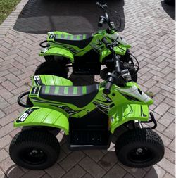Razor ATVs – Like New! 🏁