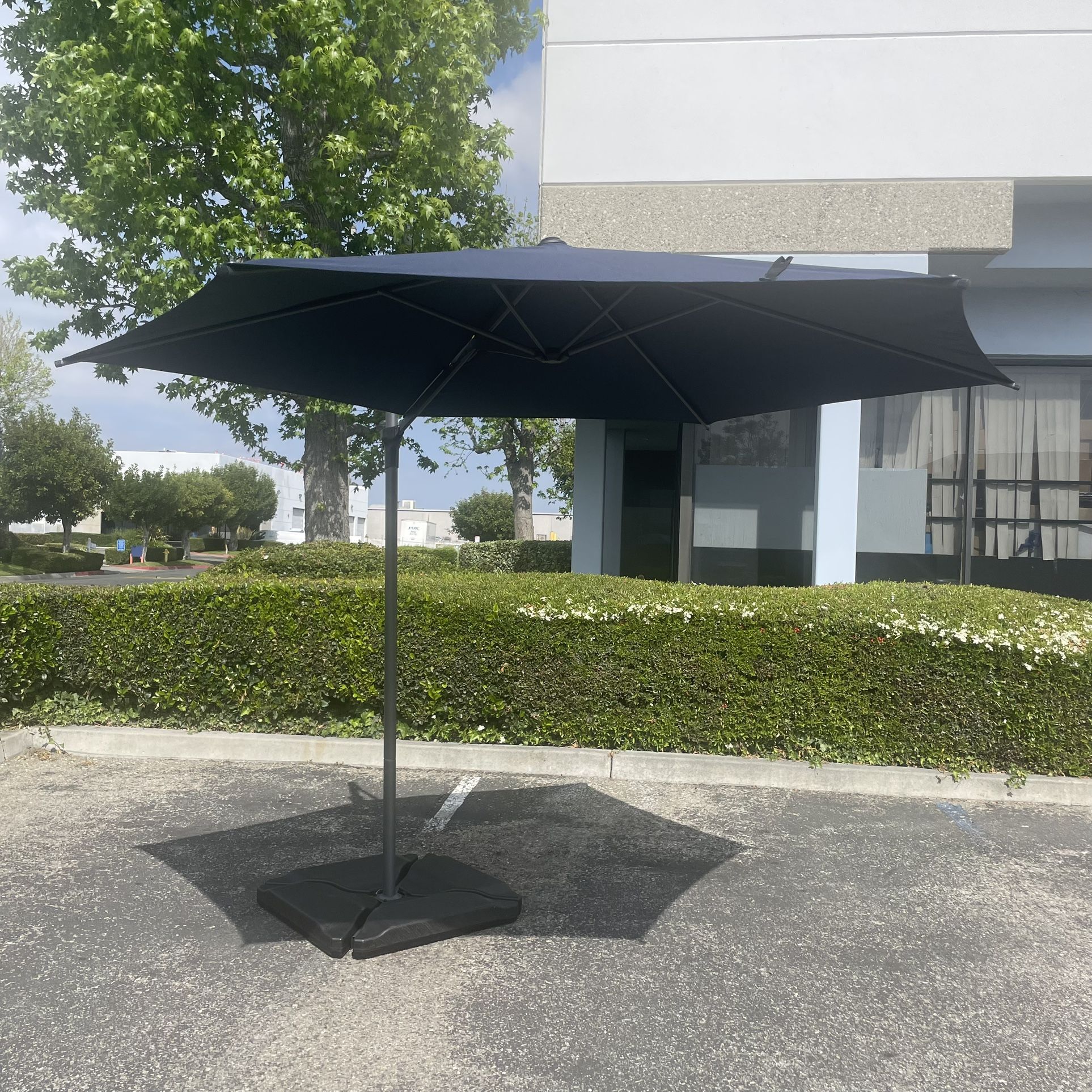 UMBRELLA - 10ft Umbrella Outdoor Patio Cantilever with Weights 