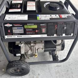 Briggs and Stratton Generator 
