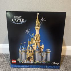 Lego Disney Castle Set 43222 Retired
