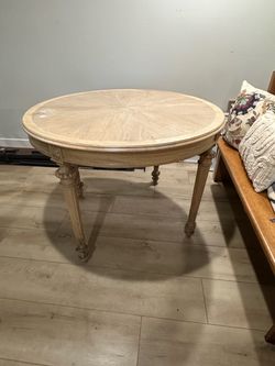 Wood round table