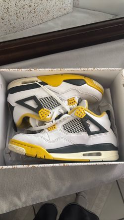 Jordan 4