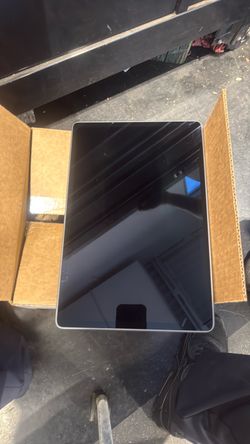 Tesla screen