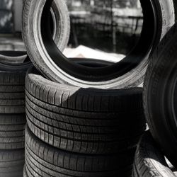 Used / Michelin Pilot Sport All Season 4 - 295/35ZR21