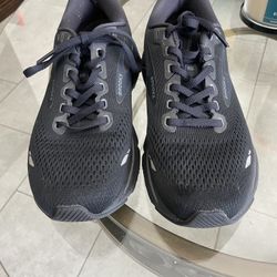 Brooks Ghost Womens Shoes