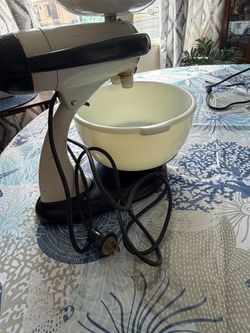 Vintage Sunbeam Mixmaster Stand Mixer