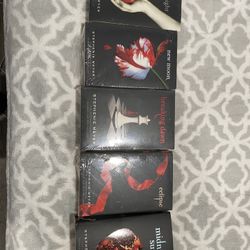 Twilight Book Collection 