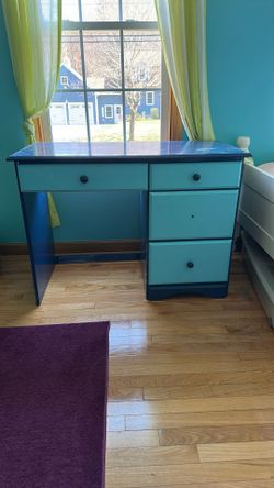 Student Desk