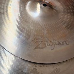 ZILDJIAN 14" HI-HATS  A Custom . 