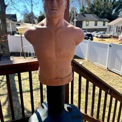 Punching Dummy 