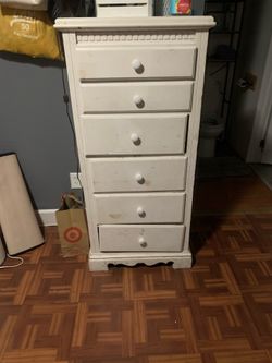 Tall boy Dresser