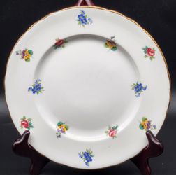 1930s Crown Staffordshire Fine Bone China "Rose Pansy" Pattern Luncheon Plate