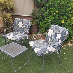 Is patio in chairs