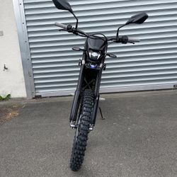 SUR-RON Light Bee L1e Black 2025 