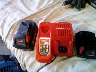 Milwaukee Rapid Charger with Two RedLithium Batteries