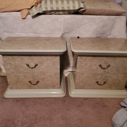 7 Piece Bedroom Set Includes QUEEN SIZE  Mattress And Box Springs Made In Italy