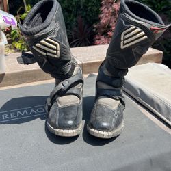 Shift Boots