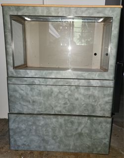 Custom Reptile Terrarium 