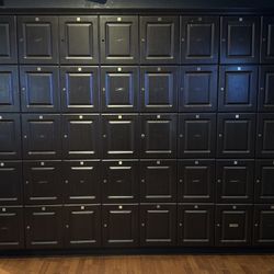 Humidor Lockers
