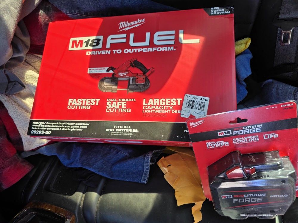 Milwaukee M18 Fuel Bandsaw 282920 & HD12.0 Battery