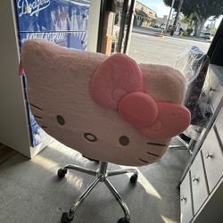Hello Kitty Vanity Chair Teddy Fur 