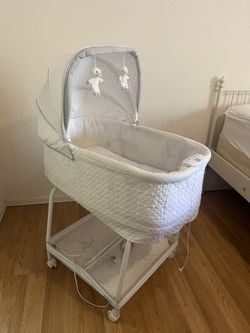 Simmons Bassinet