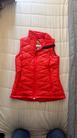 Columbia Women's Red Puffer Vest