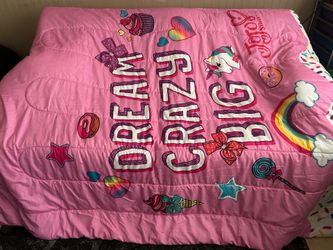 2 bedspreads for twin beds