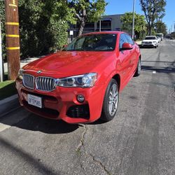 2017 BMW X4 xDrive28i  - M Package – AWD