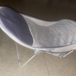 Comfort Folding Baby Bather
