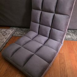 BRAND NEW Folding Floor Chair