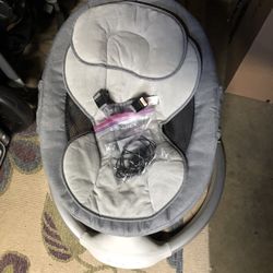 Baby swing 