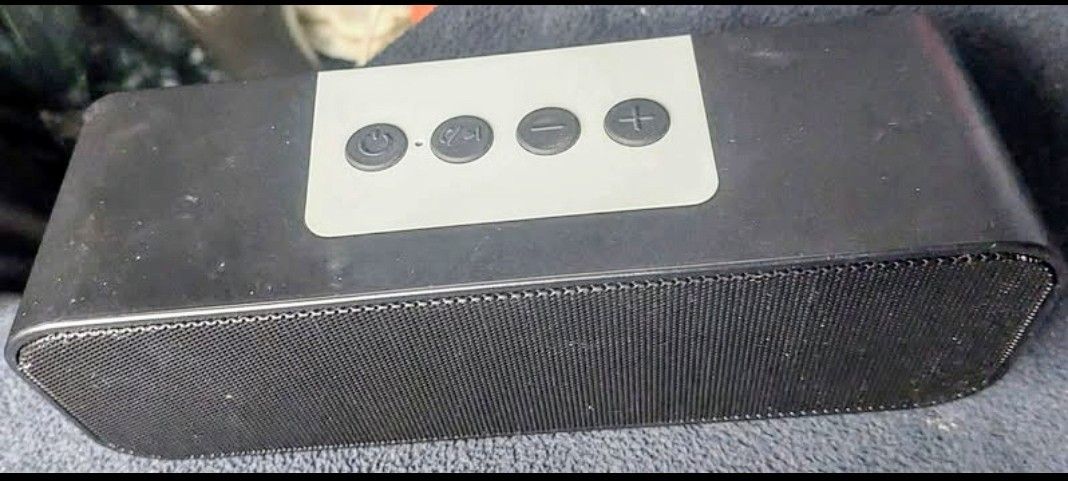 Home Stereo Bluetooth Speaker - Sell $8
