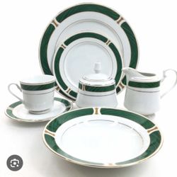 Fine Majesty Malachite China Set For 12