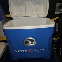 Igloo 30Contour cooler