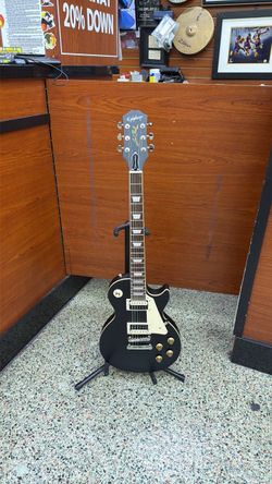 Epiphany les Paul traditional pro-IV satin black electric guitar