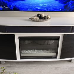 TV Stand / Speaker / Fireplace