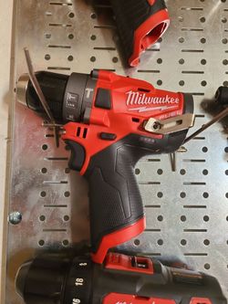 Milwaukee hammer drill/driver